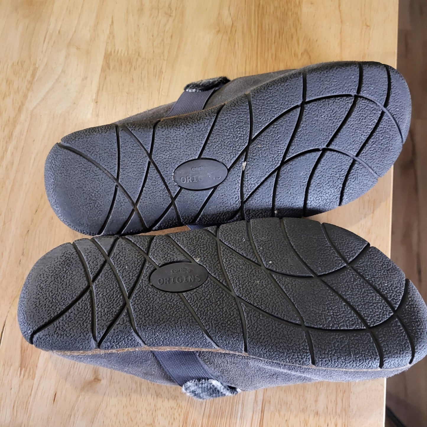 Earth Origins Gray Suede Leather Shearling Lined Clogs Comfort Sole 10W