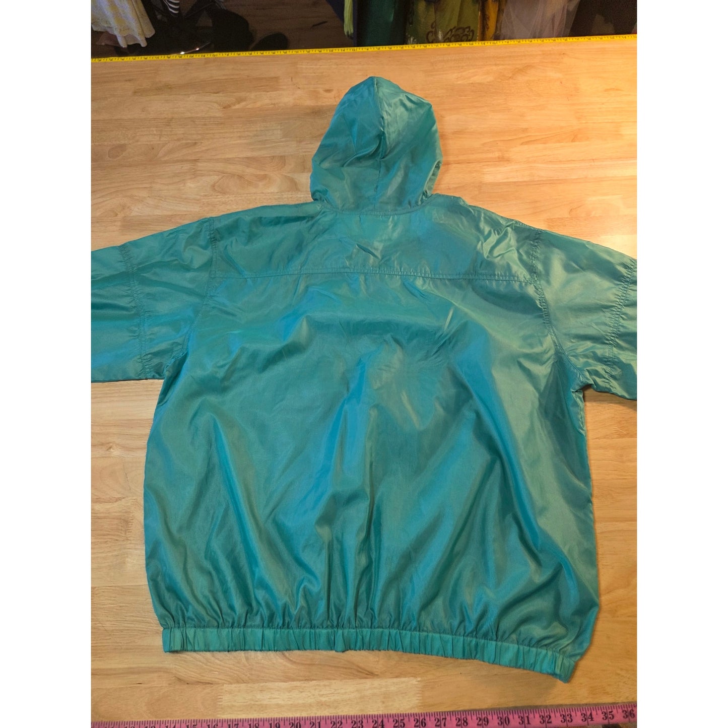 Lacoste light green pullover hooded windbreaker zip kangaroo pocket nylon XL