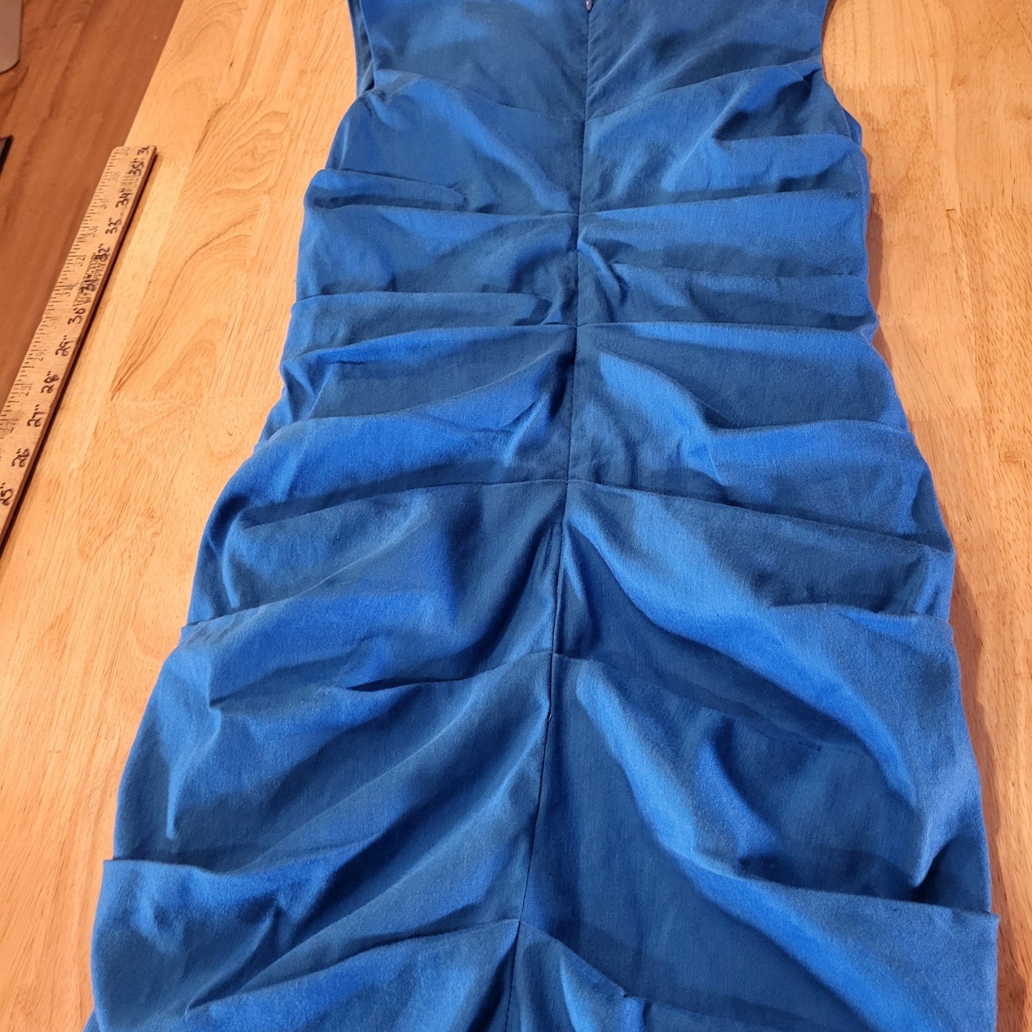 Nicole Miller Artelier Blue Backbone Gathered Sleeveless Stretch Pencil Dress 6