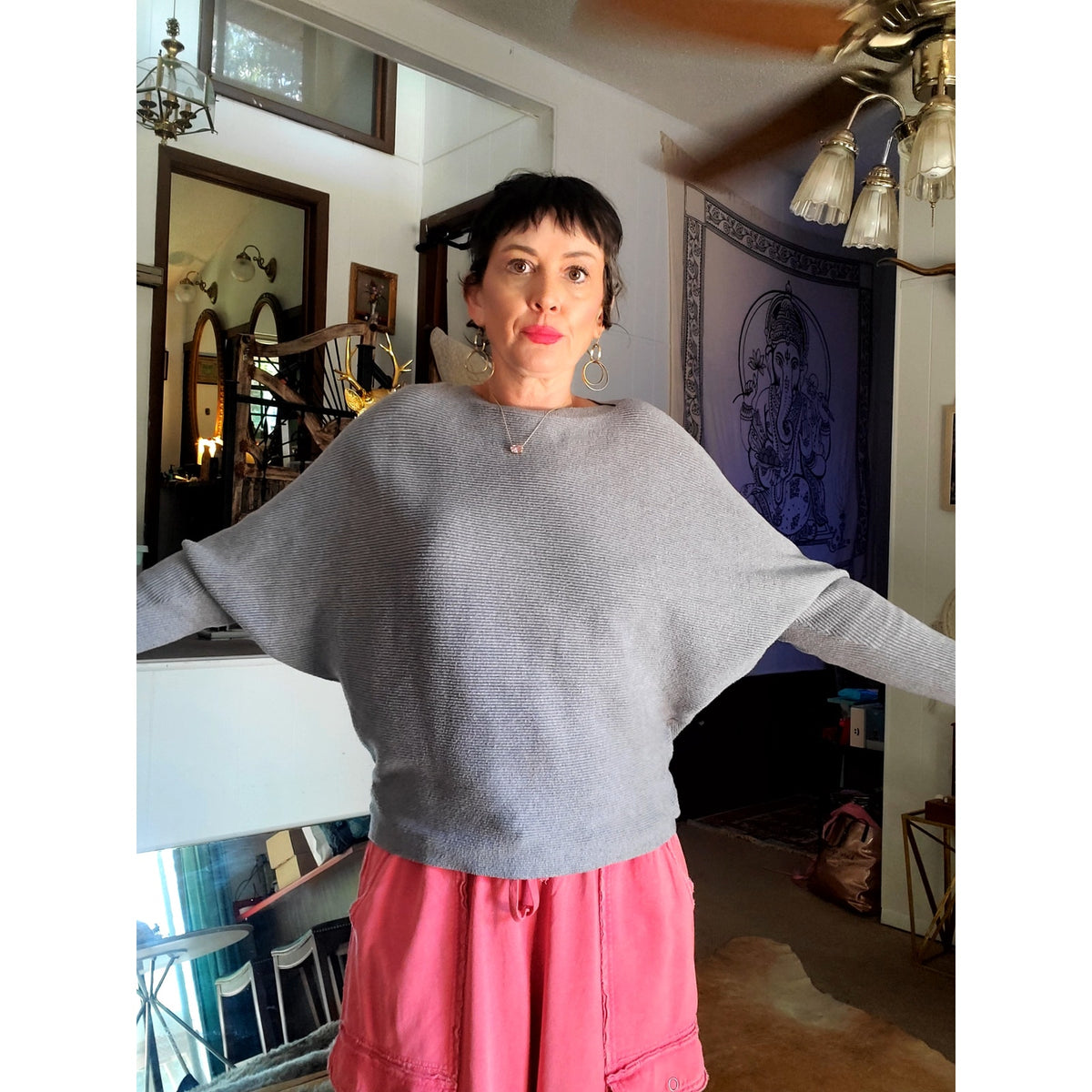 Cupio size large gray ribbed Batwing jersey knit sweatshirt sweater boat neck