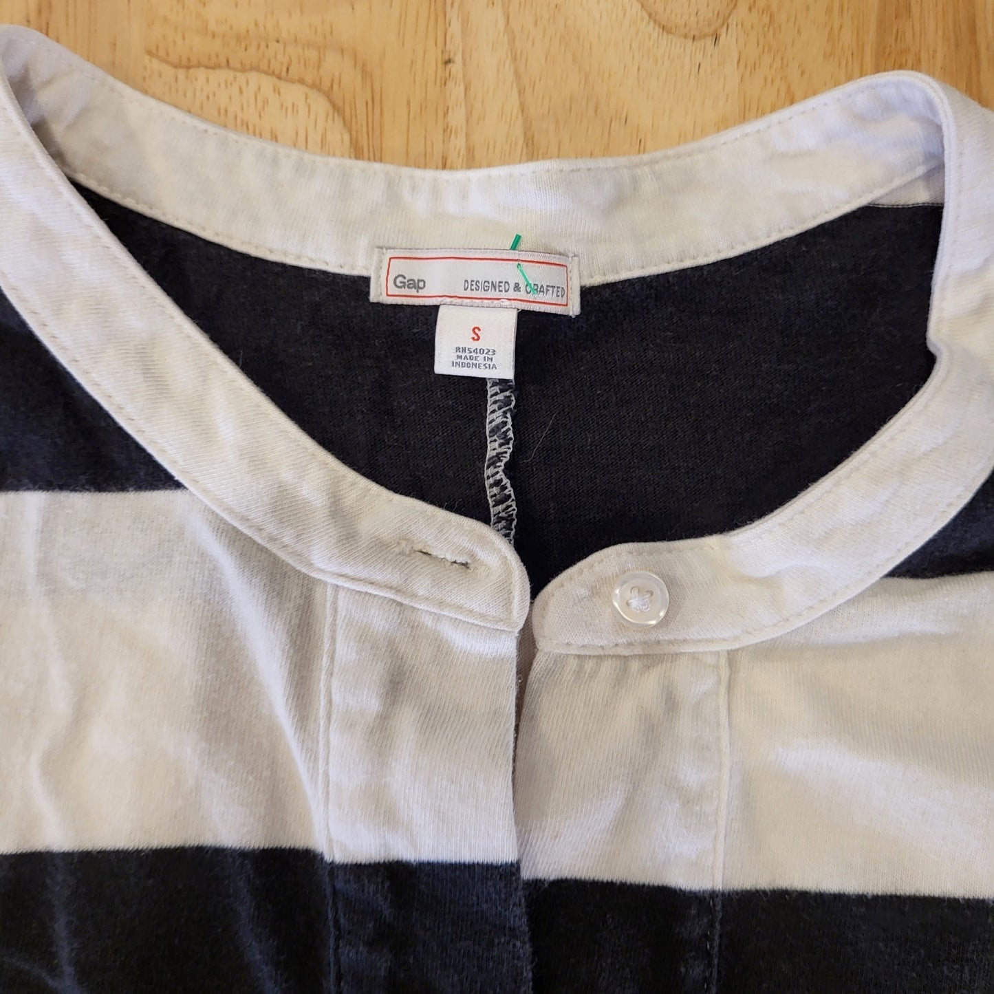Gap Black & White Striped Sleeveless Jersey Knit Knee Length Dress Pockets