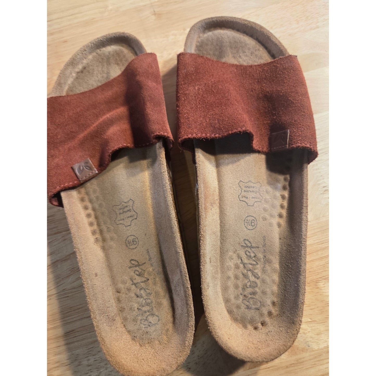 Biostep Genuine Suede Brown Leather Cork Sole Slides Size 9.5 Lots of life left
