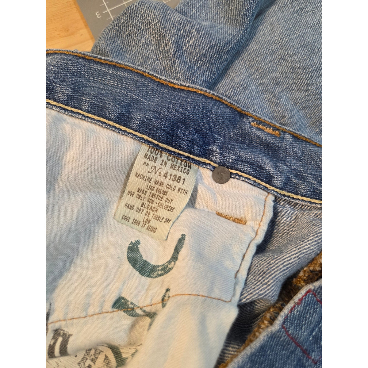 Polo Ralph Lauren classic fit 867 light wash heavily worn 40 100% cotton