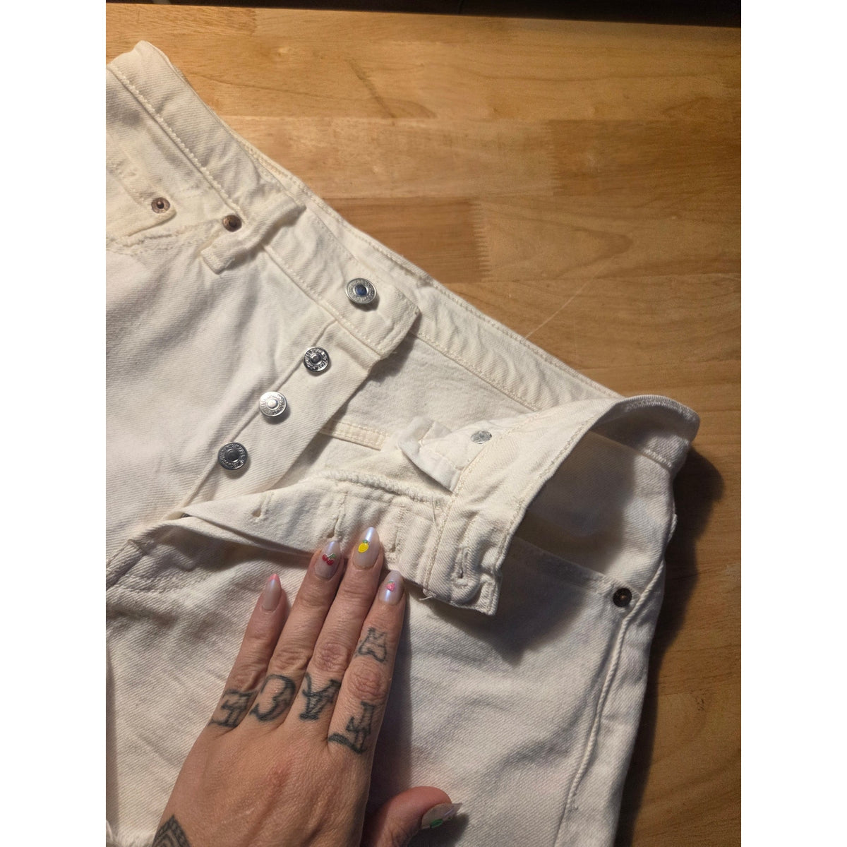 Levi's white cut off denim jeans shorts 27 w