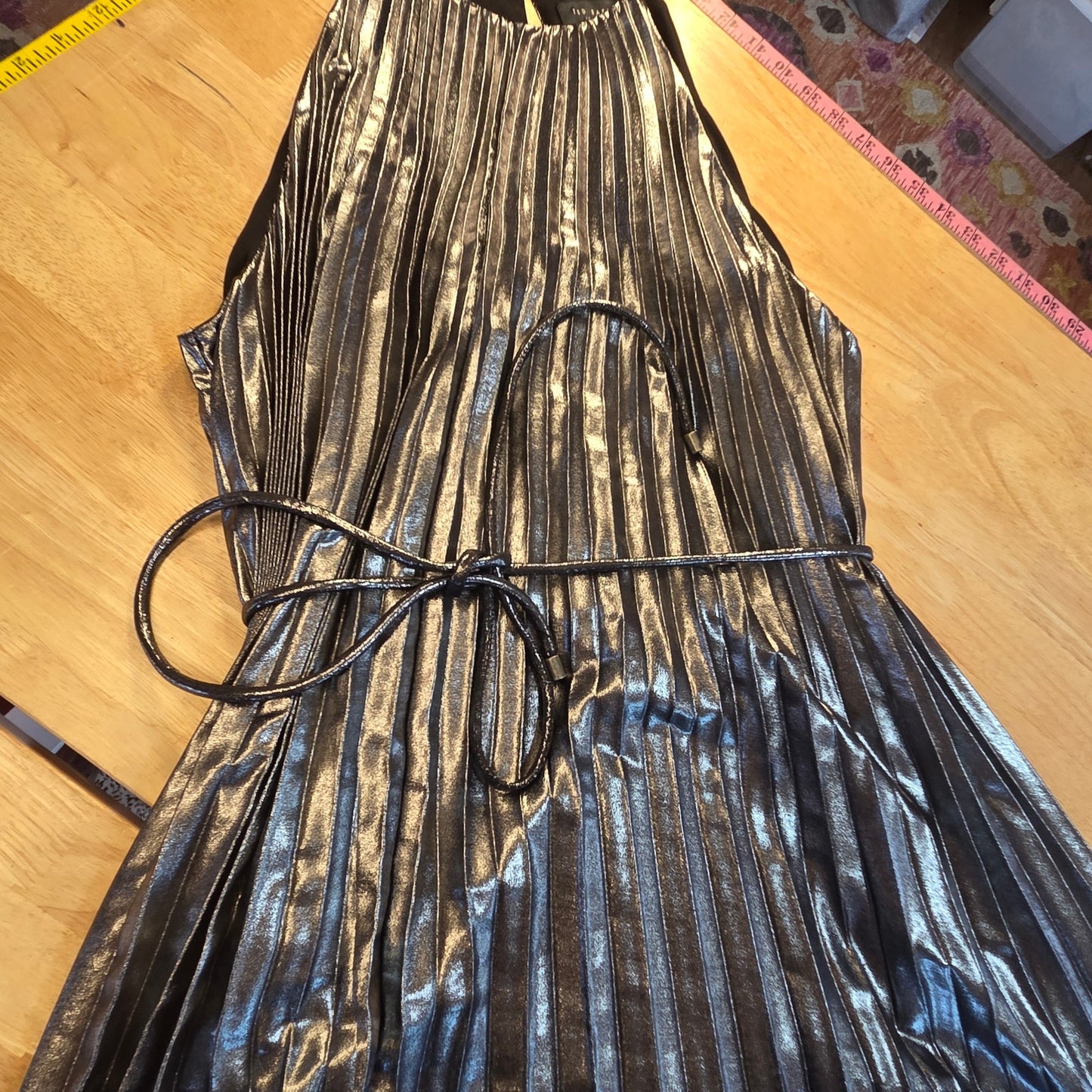 Nwt Ted Baker silver metallic pleated sleeveless midi dress belted a line size 5