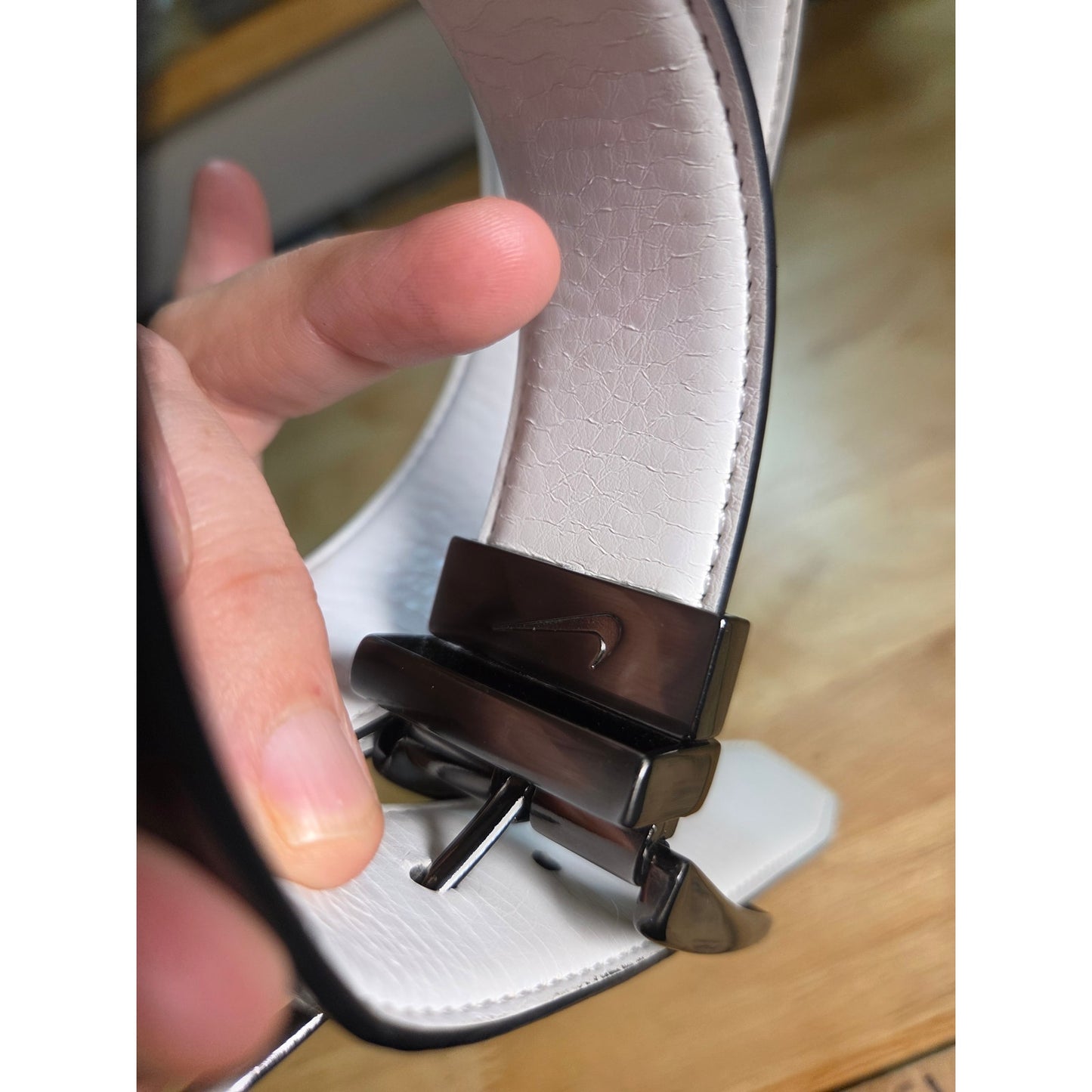 Nike Reversable Belt Black White Gunmetal Buckle Barely Worn 45"