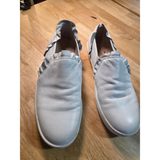 Kate Spade White Leather 7.5 Ruffle Slide on Sneaker