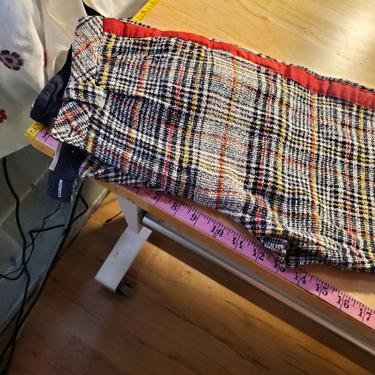 Free People 100% cotton size 2 plaid cigarette pants striped side