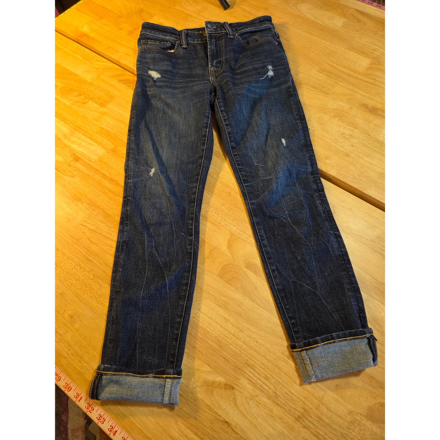 American Eagle 28x30 next level airflex skinny medium dark wash distressed jeans