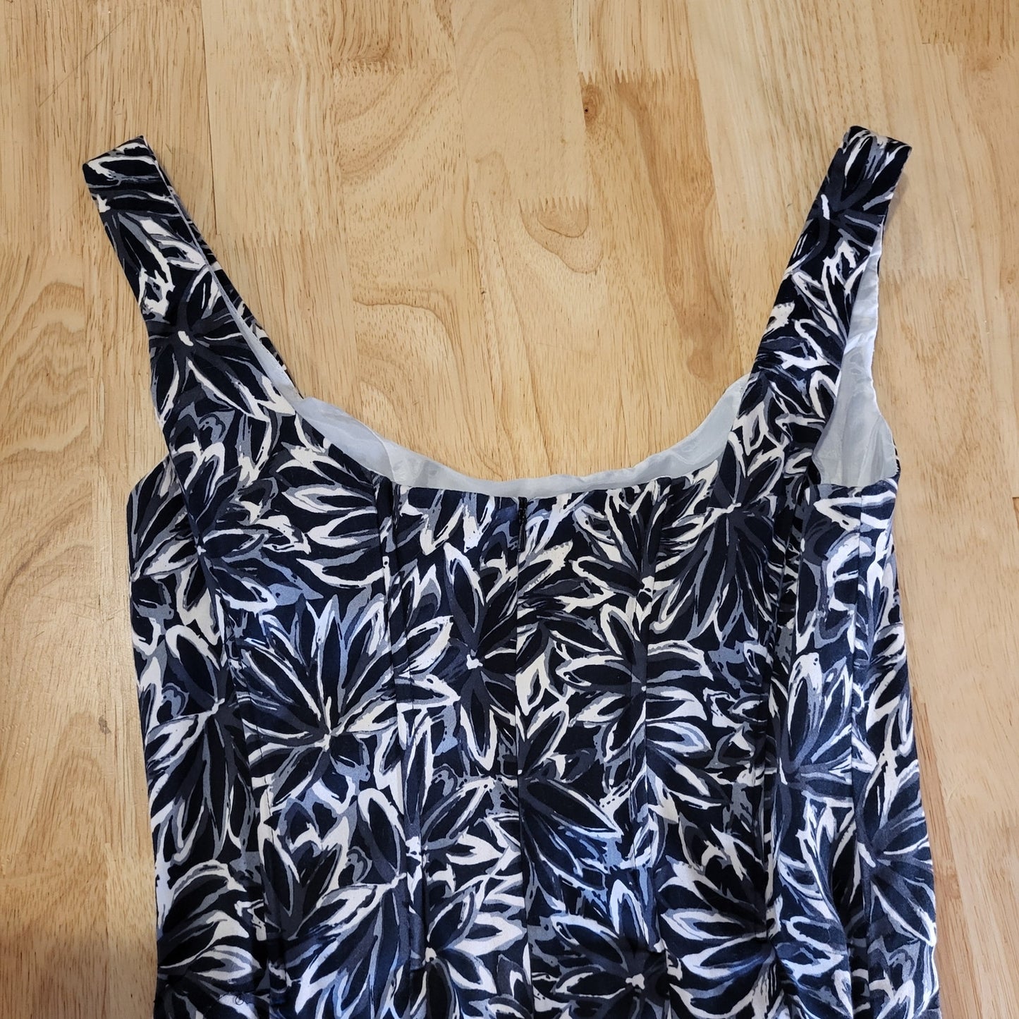 AGBDress Black & White Floral Sleeveless Skater Skirt Dress Cotton SIze 6