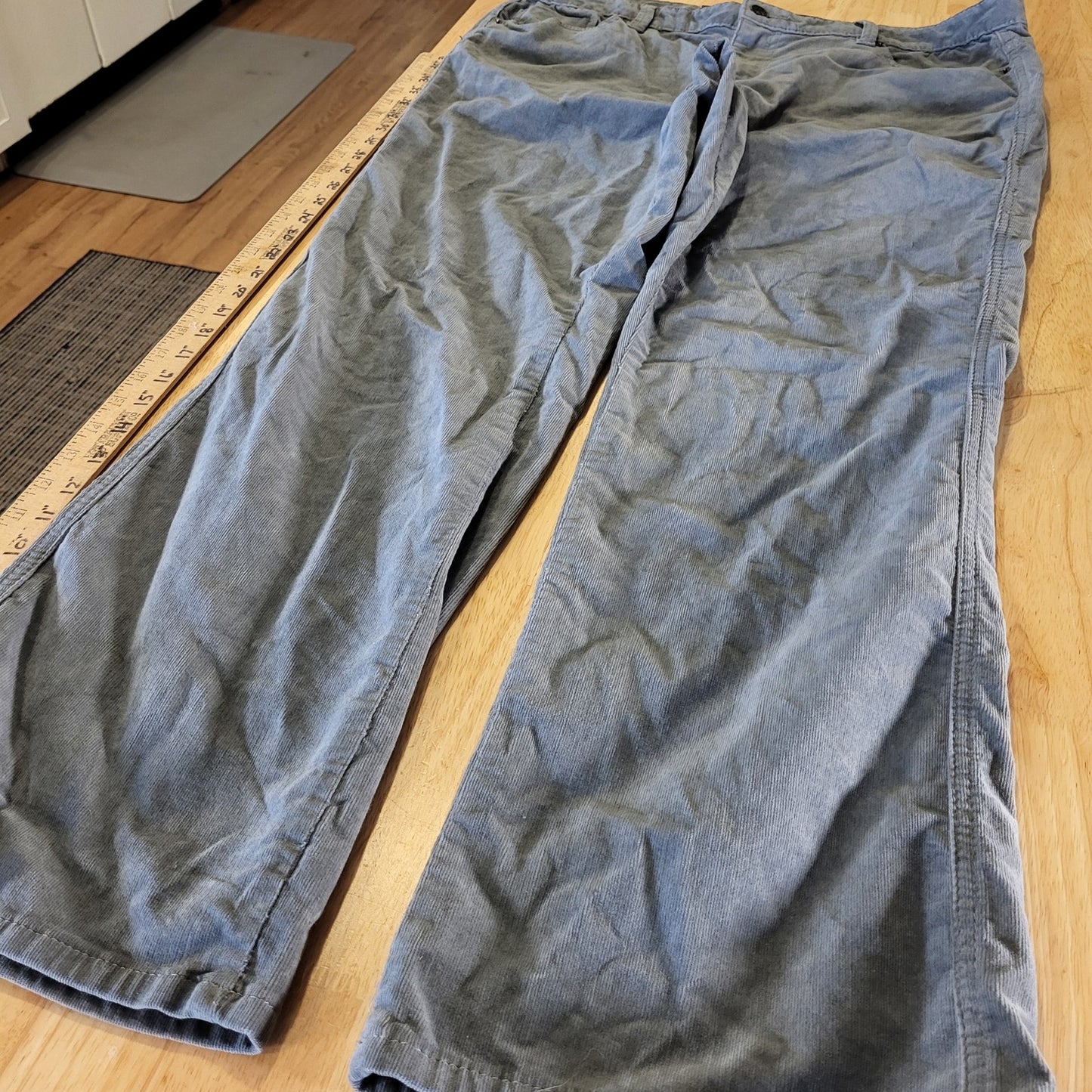 NWT Calvin Klein Jeans Gray Corduroy Straight Leg Sz. 16 Cotton Stretch