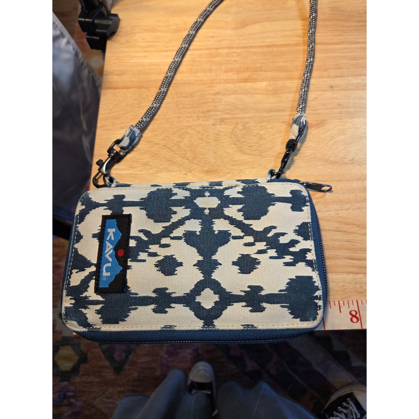 Kavu unused wallet with shoulder strap black and white canvas small