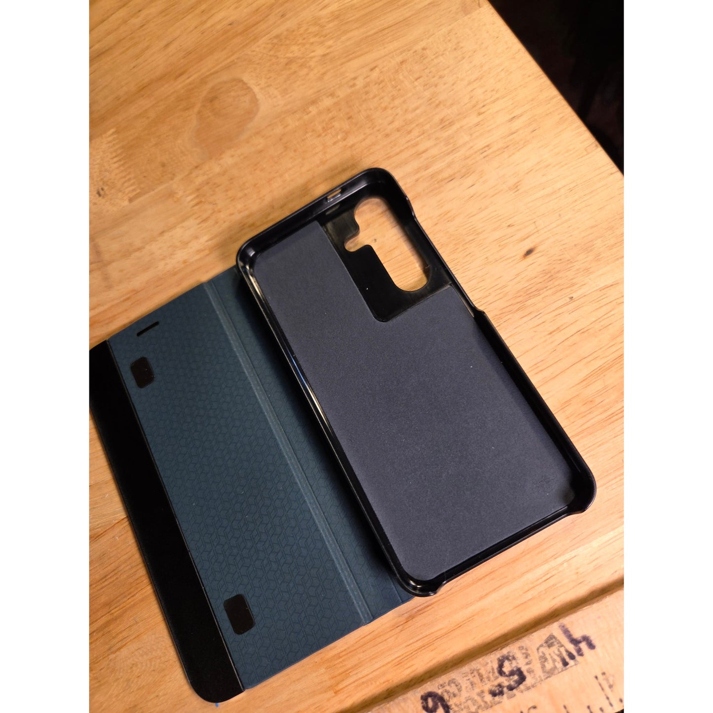 Samsung Galaxy S25 Case Built-in Stand Magnetic PU Leather Slim Case Cyanblue