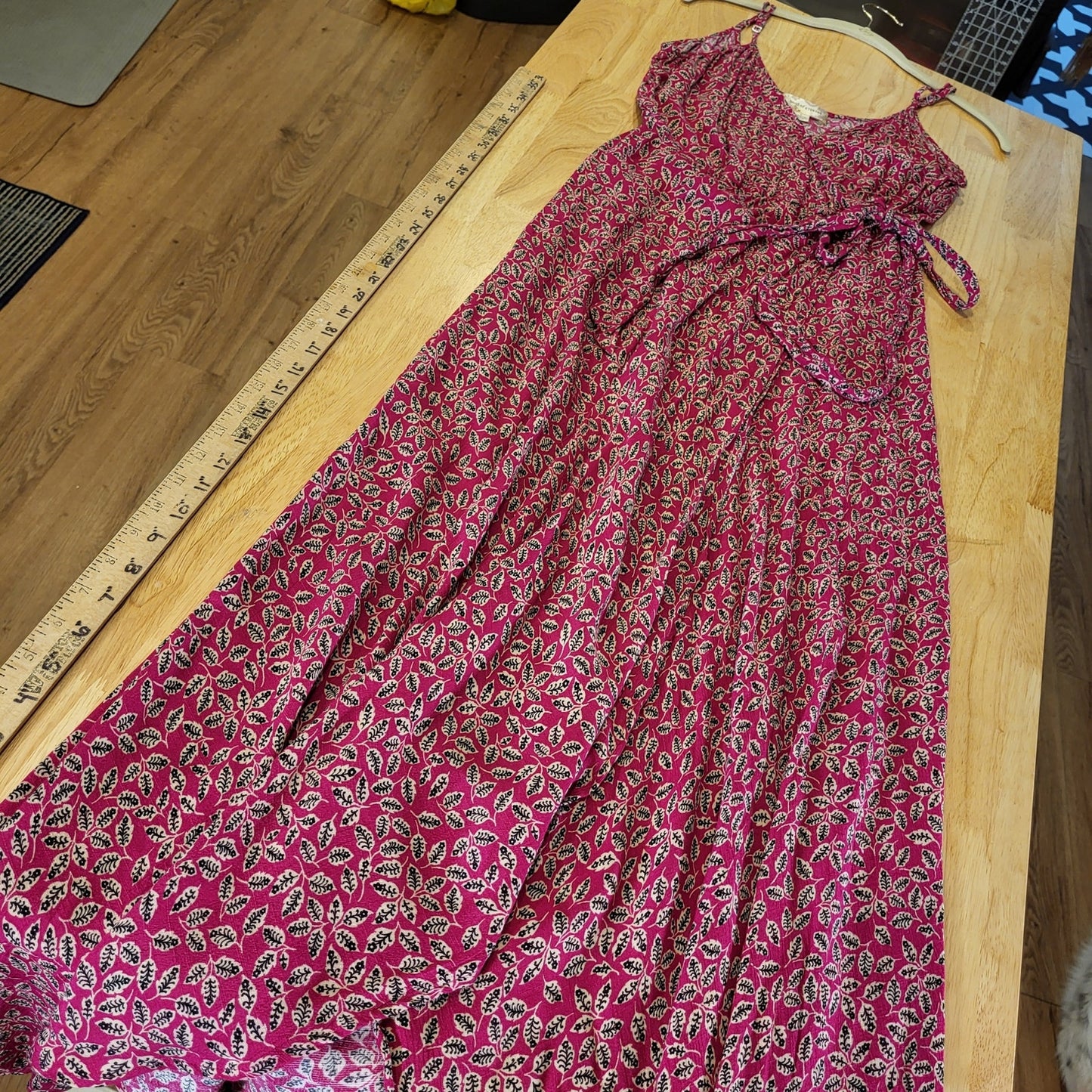 Band Gypsies Pink Floral Hi-Lo Slit Ruffle Spaghetti Strap Dress 17" p2p