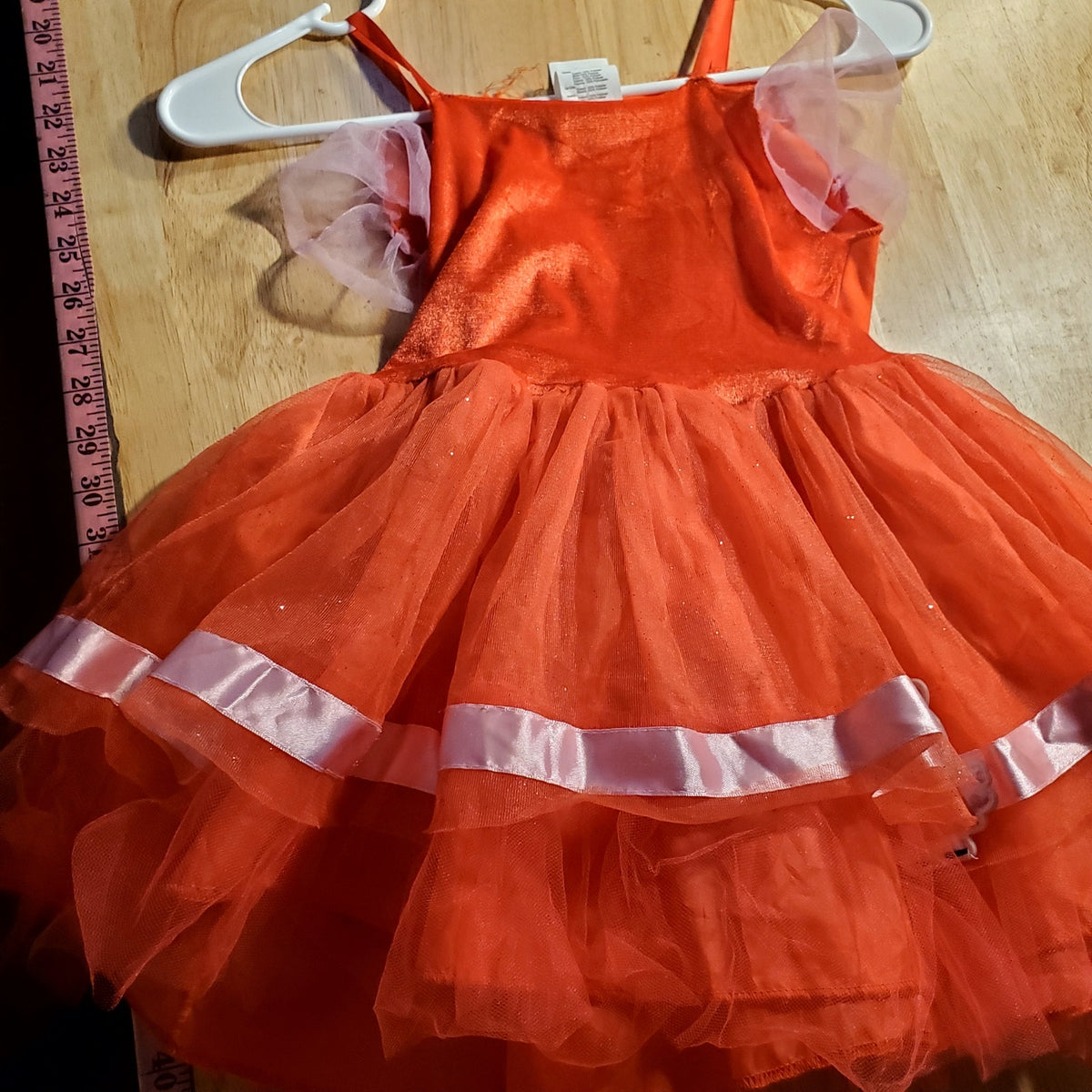 Peppa Pig 3T 4T costume with tutu and tail slight damage