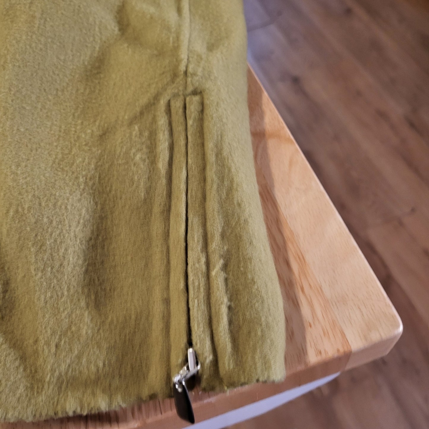 Alexandra Bartlett Green Wool Hooded Zip Size Medium Pockets 19" P2P