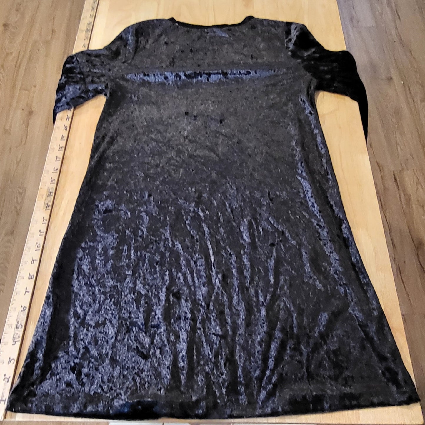 C Christian Los Angeles Black Velvet Mini Cold Shoulder Puff Sleeve 17" P2P