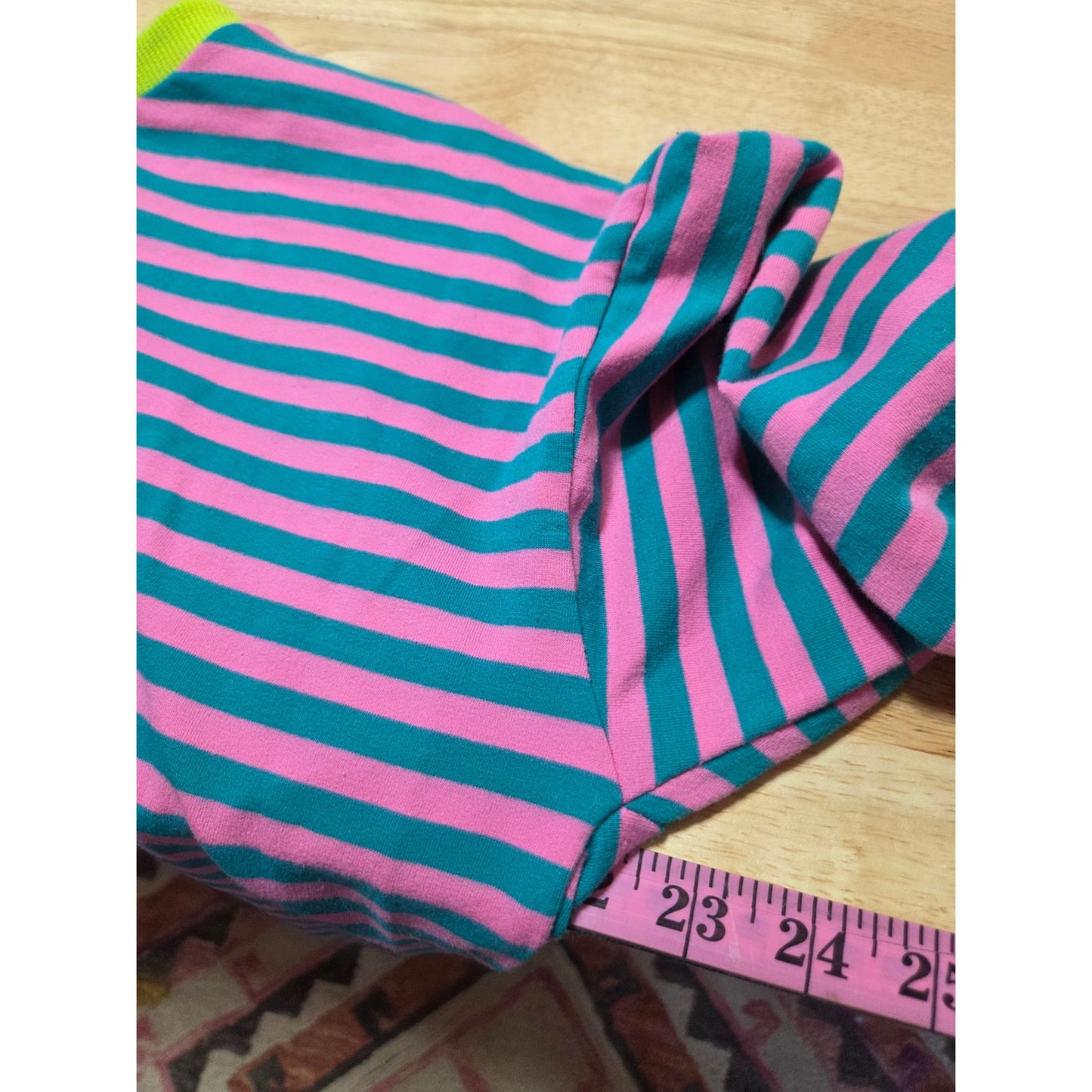 Neon pink grain and blue viral striped sweatshirt viscose blends small