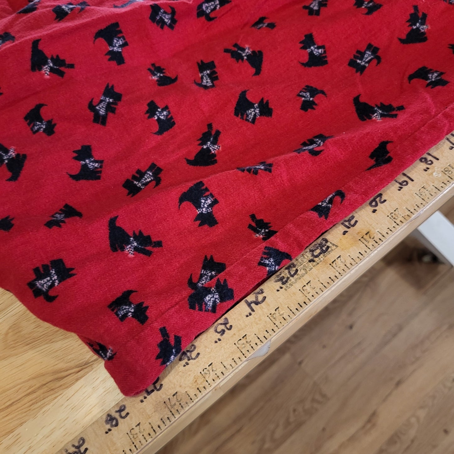 Adonna Red Flannel 100% Cotton Pajama Set Yorkie Dogs Bows Large