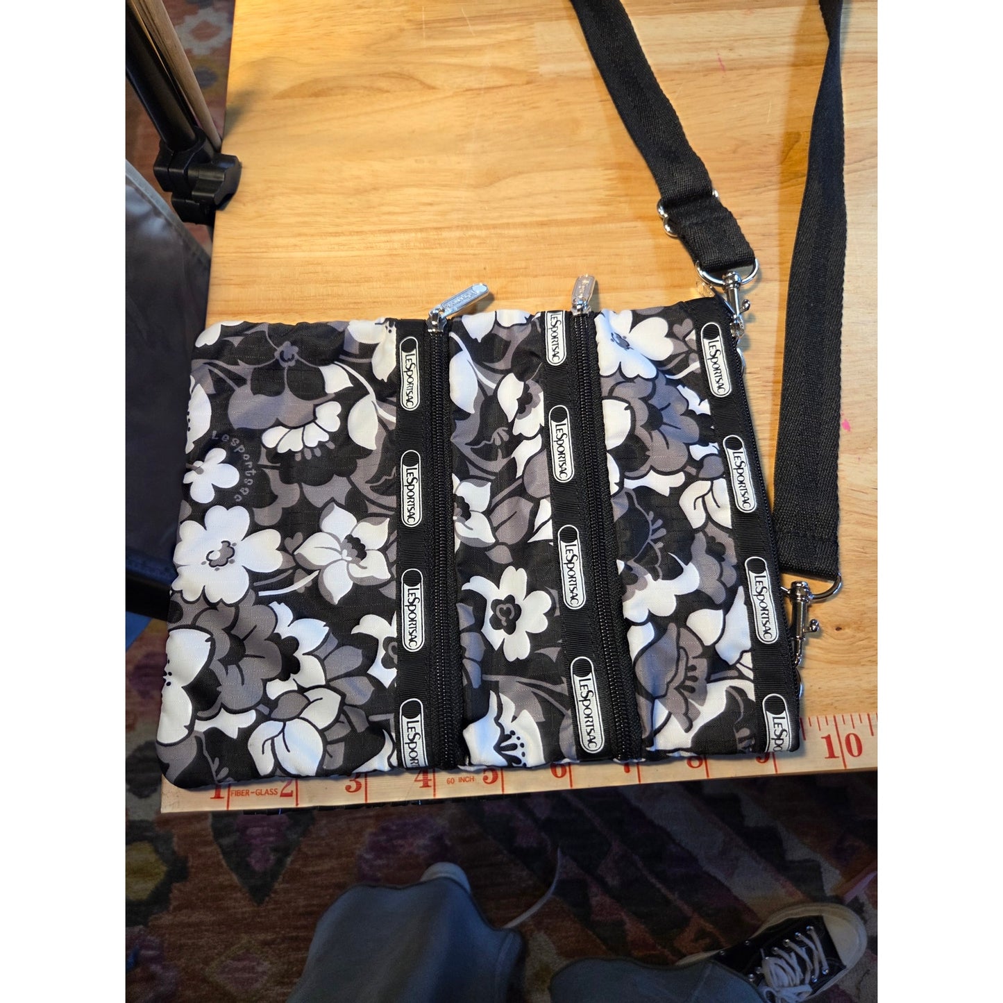 Lesportsac Never been used small black white floral shoulder strap 3 pocket