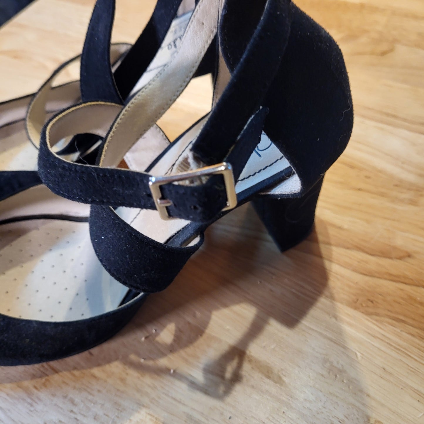 Life Stride Soft System Black Faux Suede Strappy Block Heal 9.5 Buckle