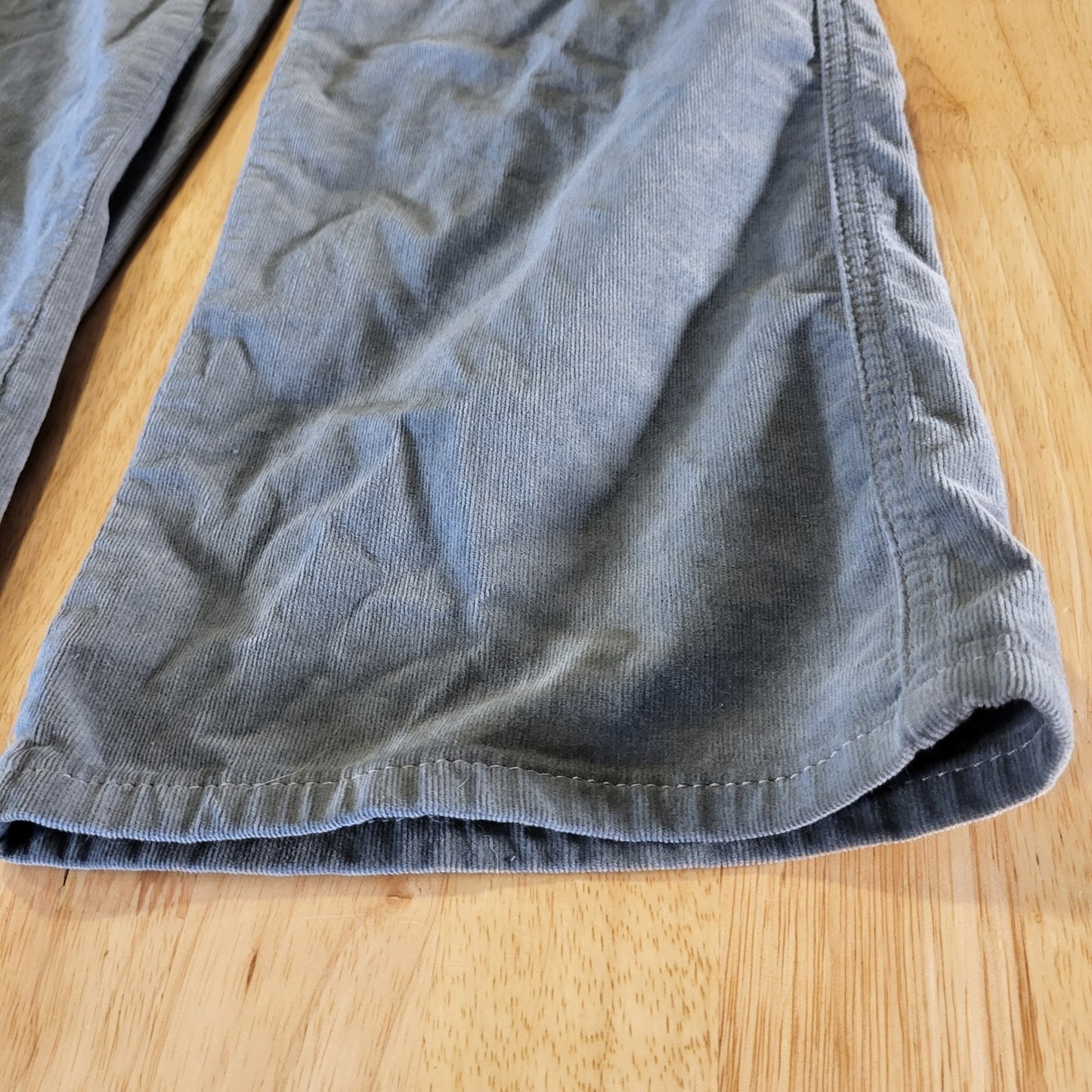 NWT Calvin Klein Jeans Gray Corduroy Straight Leg Sz. 16 Cotton Stretch