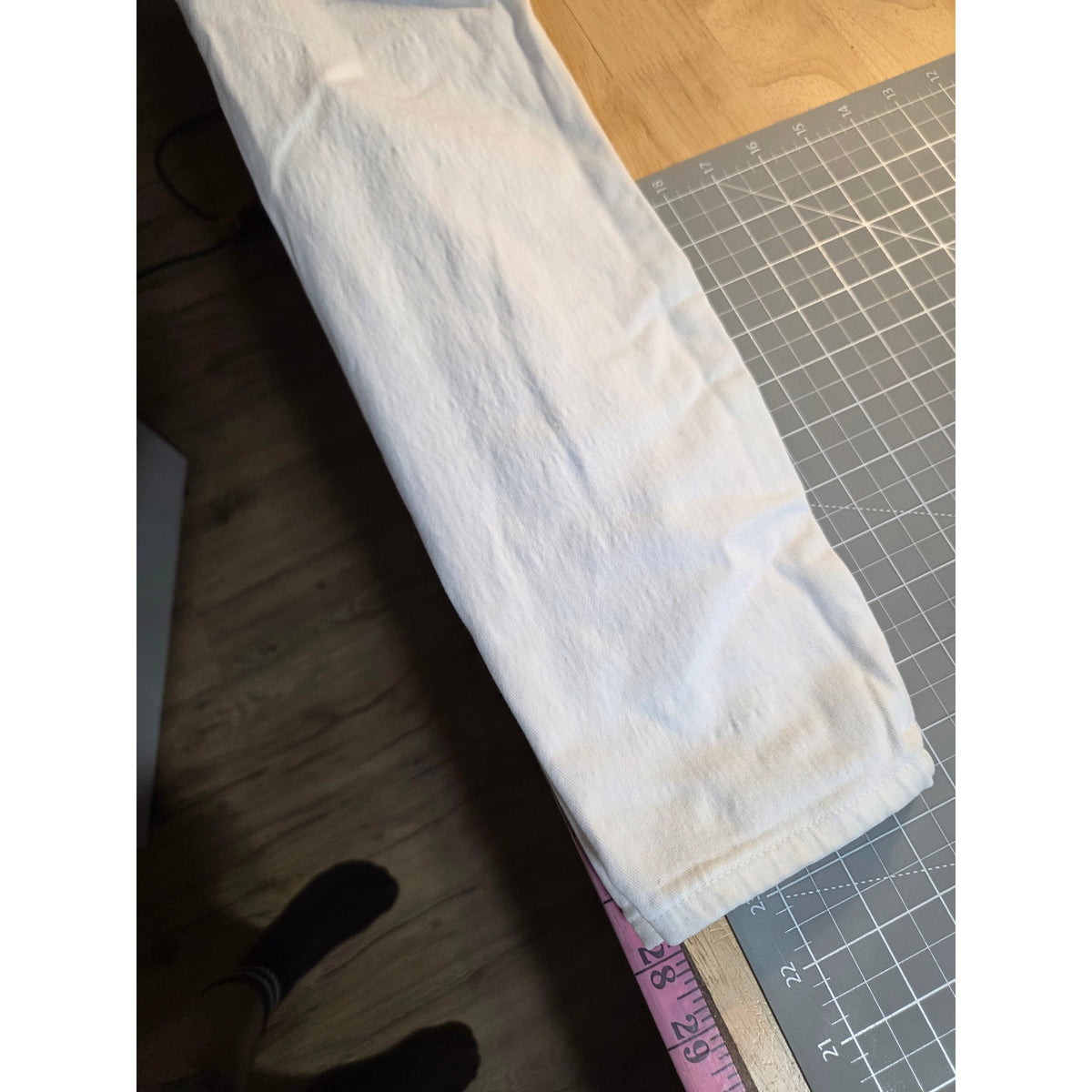 Paige white denim skinny jeans size 24