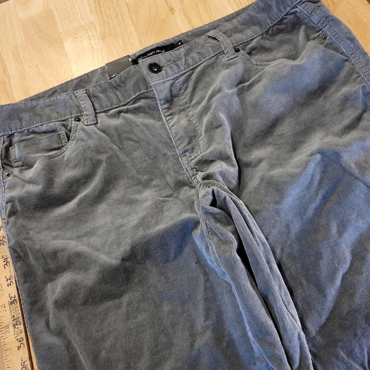NWT Calvin Klein Jeans Gray Corduroy Straight Leg Sz. 16 Cotton Stretch