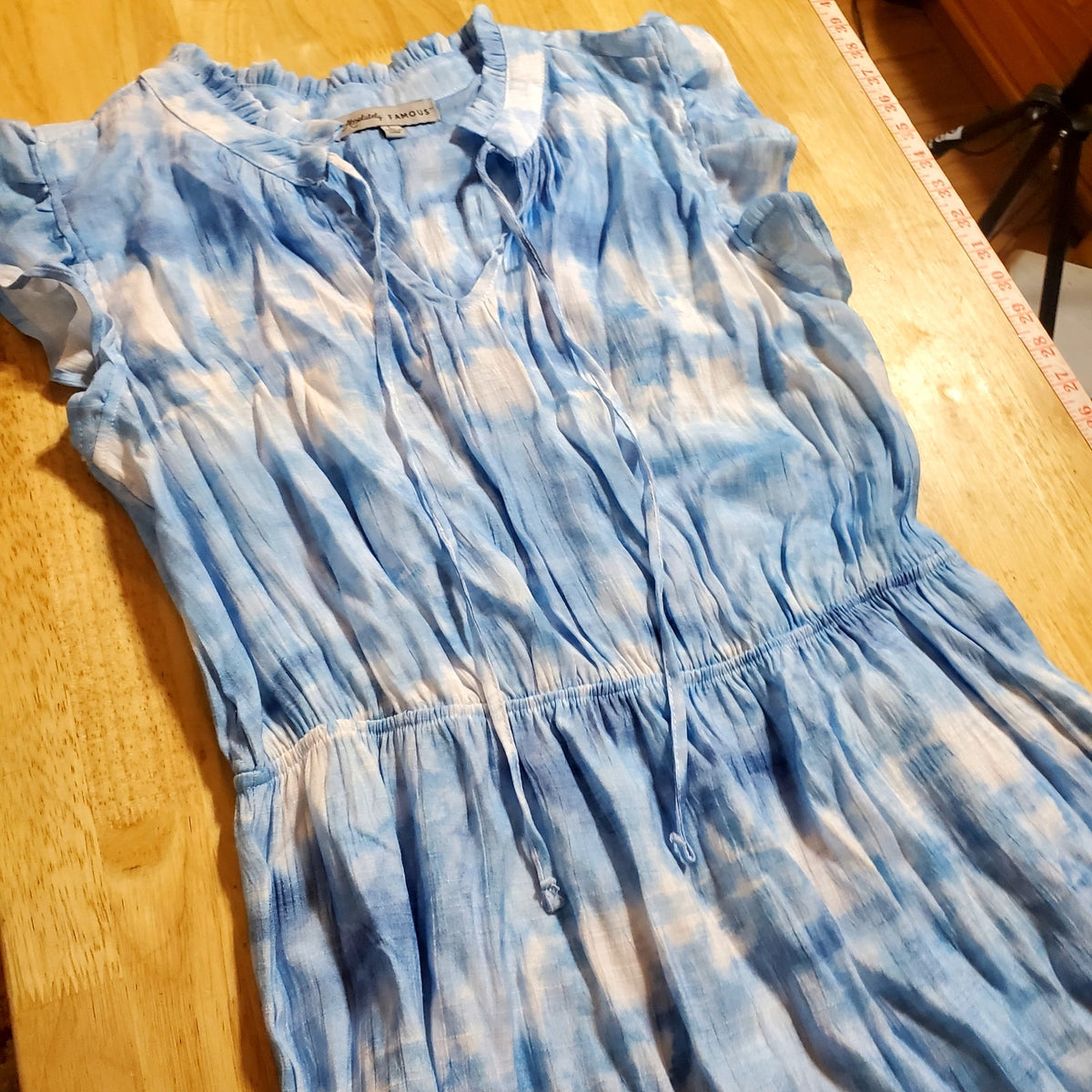 Absolutely Famous sleeveless ruffle sleeve cap blue cloud print elastic gather L