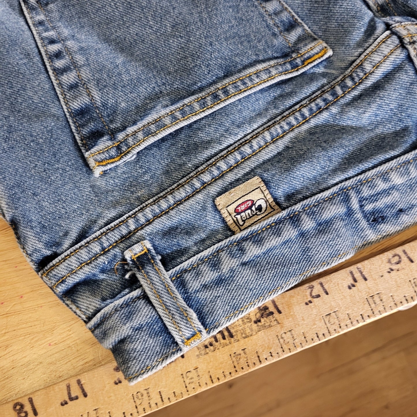 Cruel Girl 90's Y2K Relaxed Medium Wash Straight Leg 32" Waist SZ15