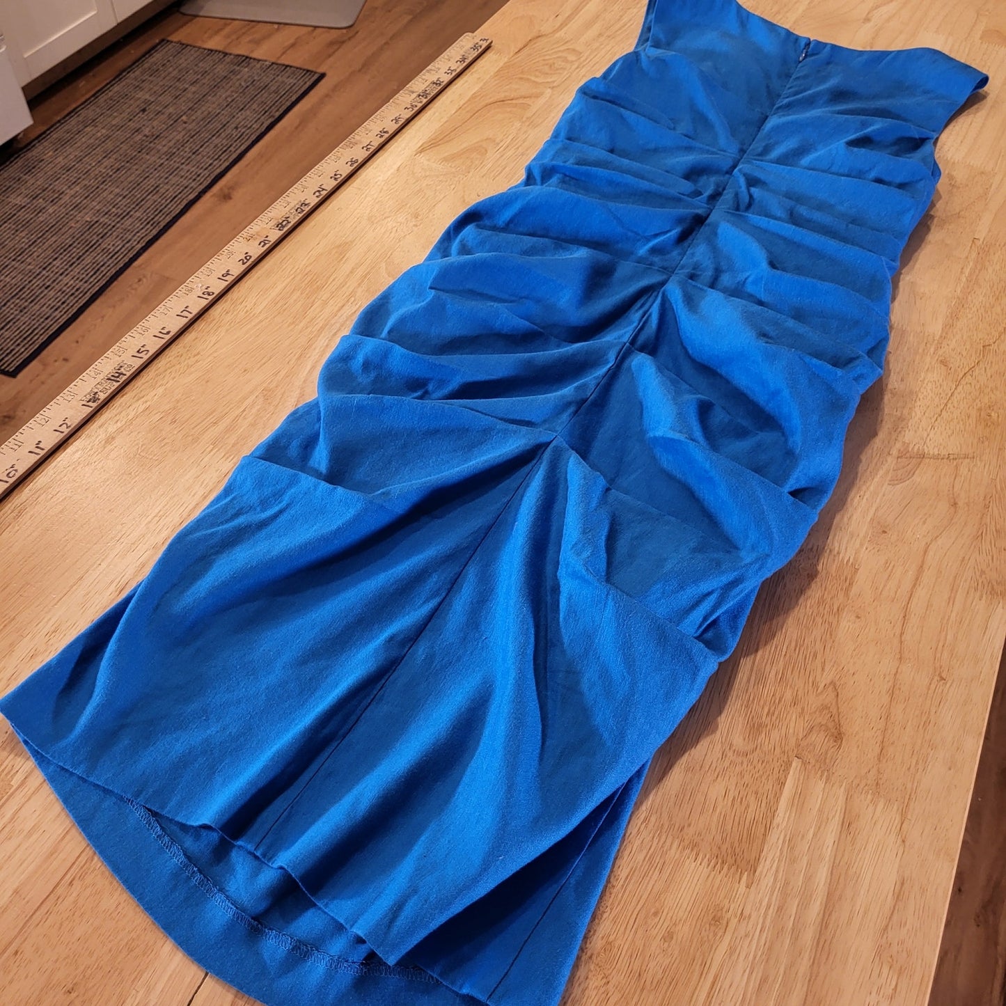 Nicole Miller Artelier Blue Backbone Gathered Sleeveless Stretch Pencil Dress 6