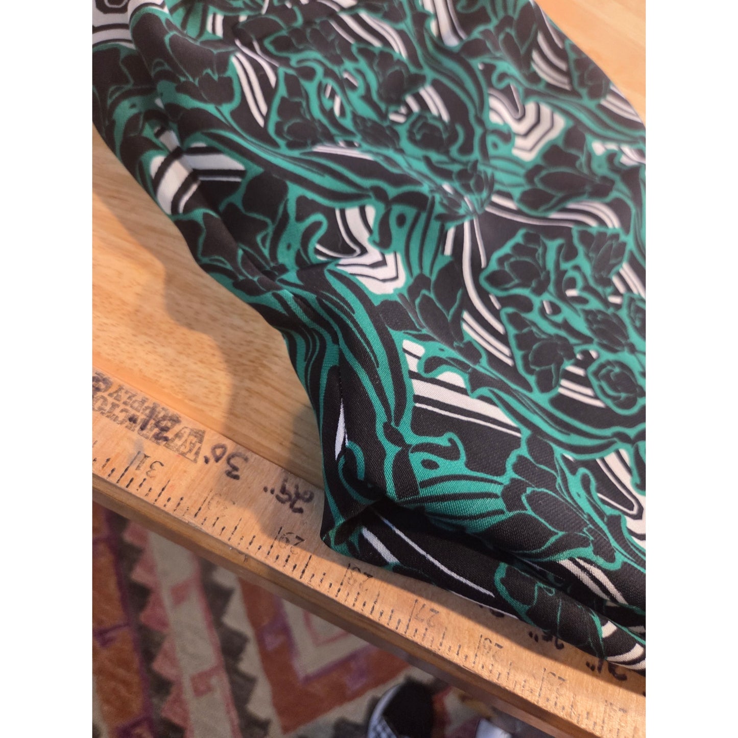 J. Crew Green Black White Abstract Tuxedo Pants Side Piping Size 6 Polyester