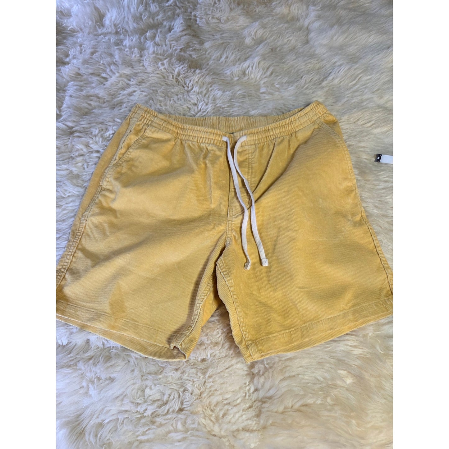 Land's End Size Medium Butter yellow Corduroy Elastic Waist Shorts