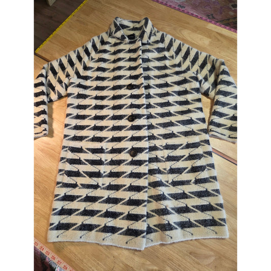 Cliche wool blend houndstooth knit mid-length sweater patch pockets very soft L