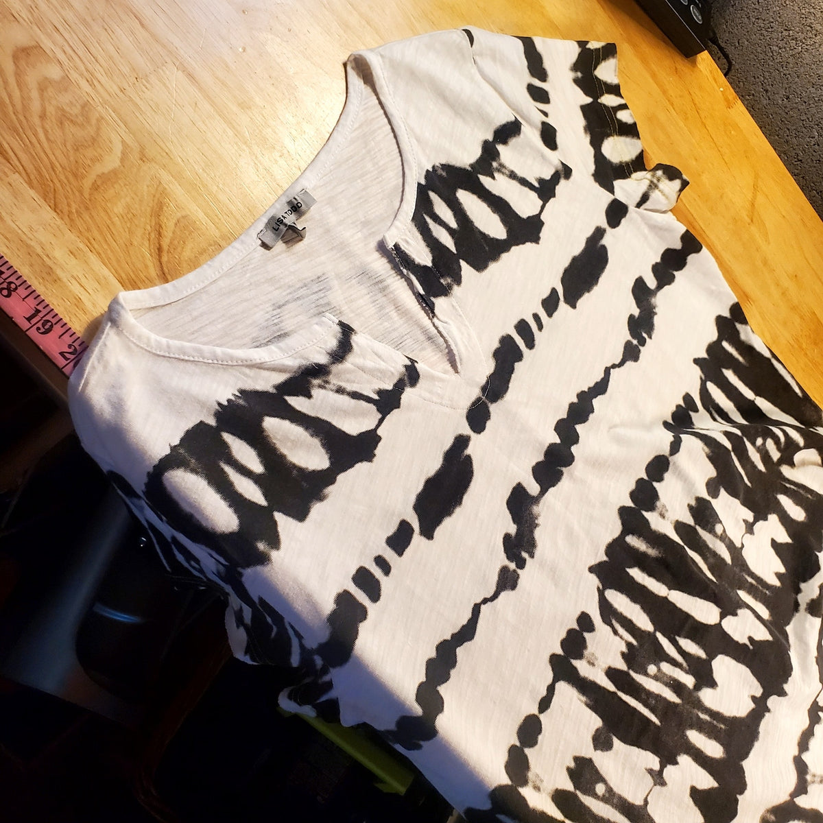 Lisa Todd size medium t-shirt dress jersey knit cotton black and white tie dye