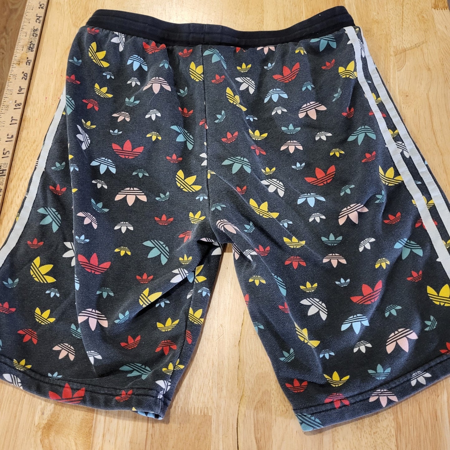 Adidas Originals Black Sweat Shorts Colorful All Over Print Stripe