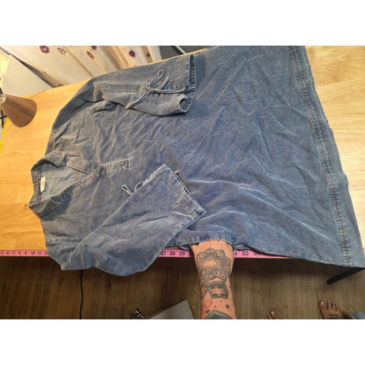 ENTRO SIZE MEDIUM CHAMBRAY BLOUSE Dress