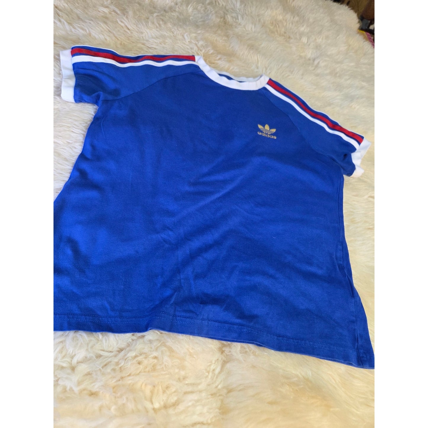 Vintage blue short sleeve adidas Originals t-shirt shoulder stripe red 11-12y