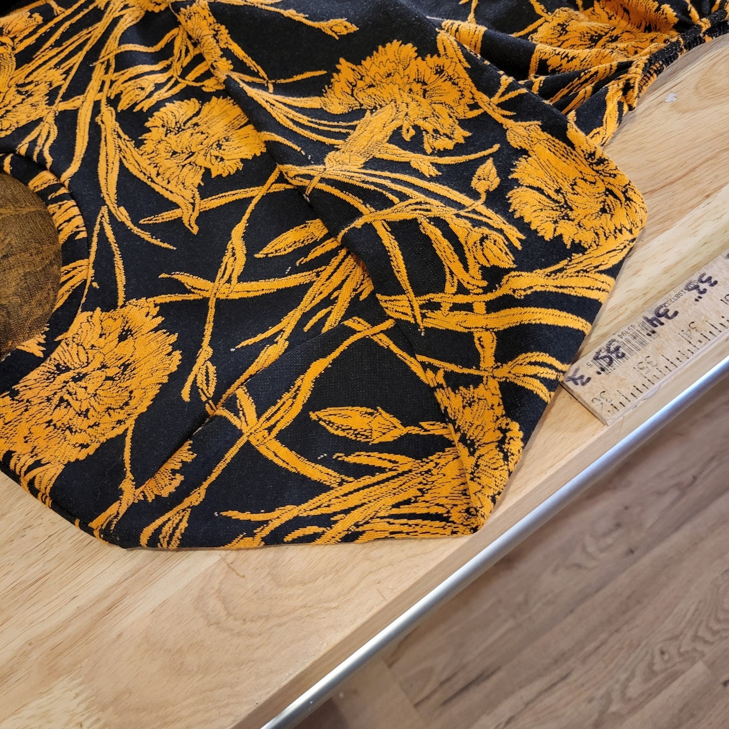 Zara Bodycon Yellow Floral Print Knit Stretch Waist Cutouts Midi Length