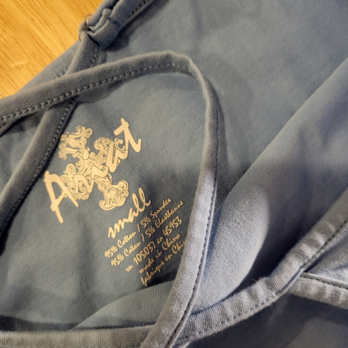 Ariat Blue Jersey Knit Adjustable Strap Tanks 15" Pit to Pit Shelf Bra Small