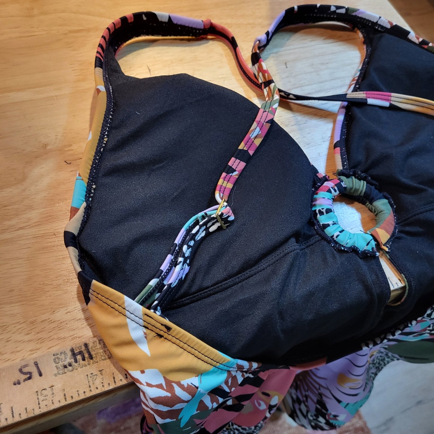 Floral one piece bathing suit racer back straps size 10 14“ pit to pit