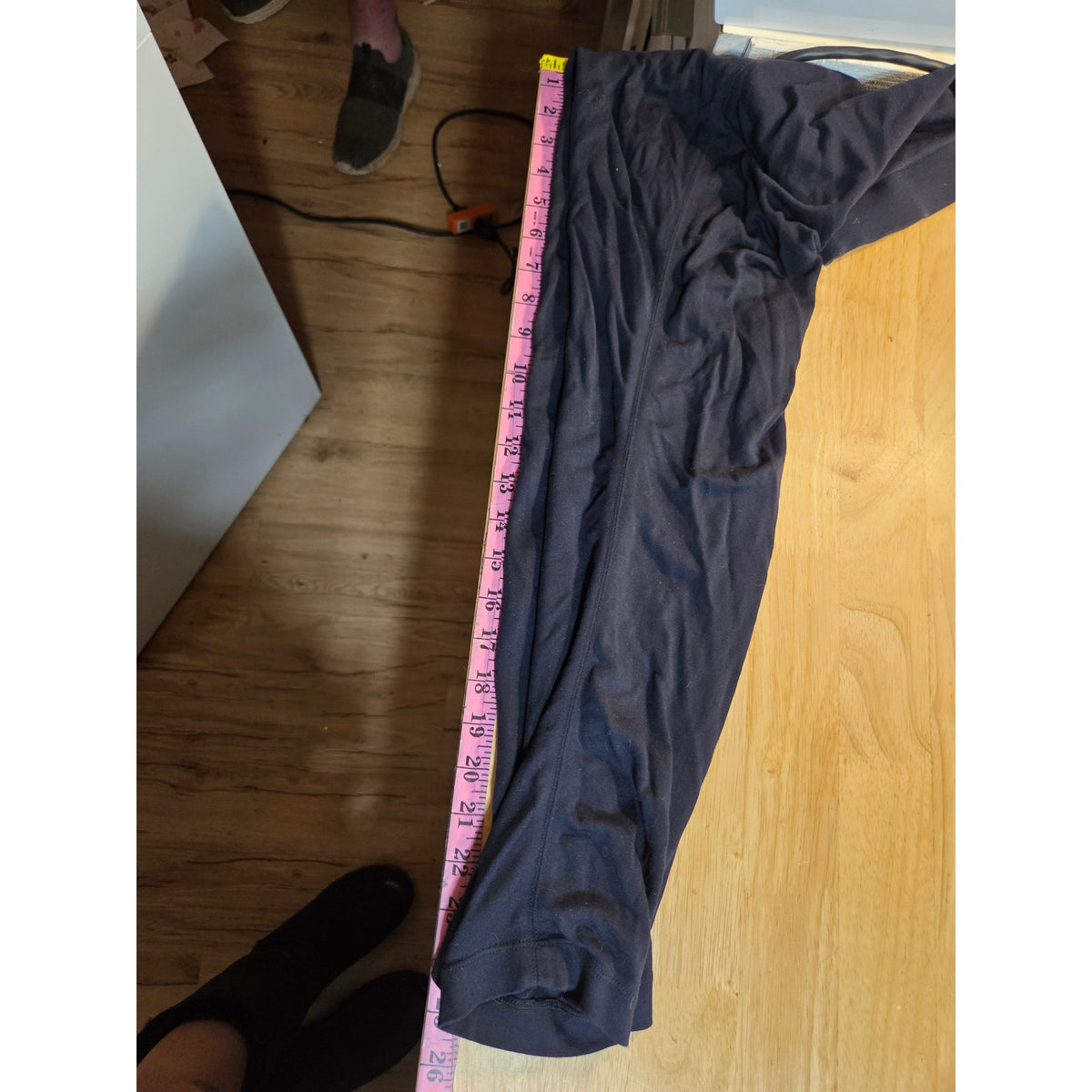 Vince size medium navy blue leggings piping detail Jersey cotton med waistband