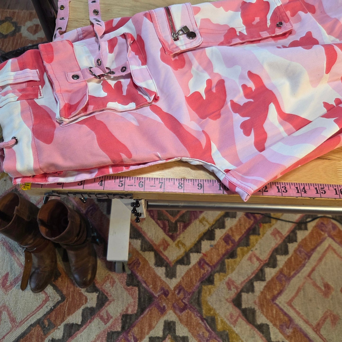 Riflessi pink camouflage Raver pants bondage straps wide leg adjustable 2XL