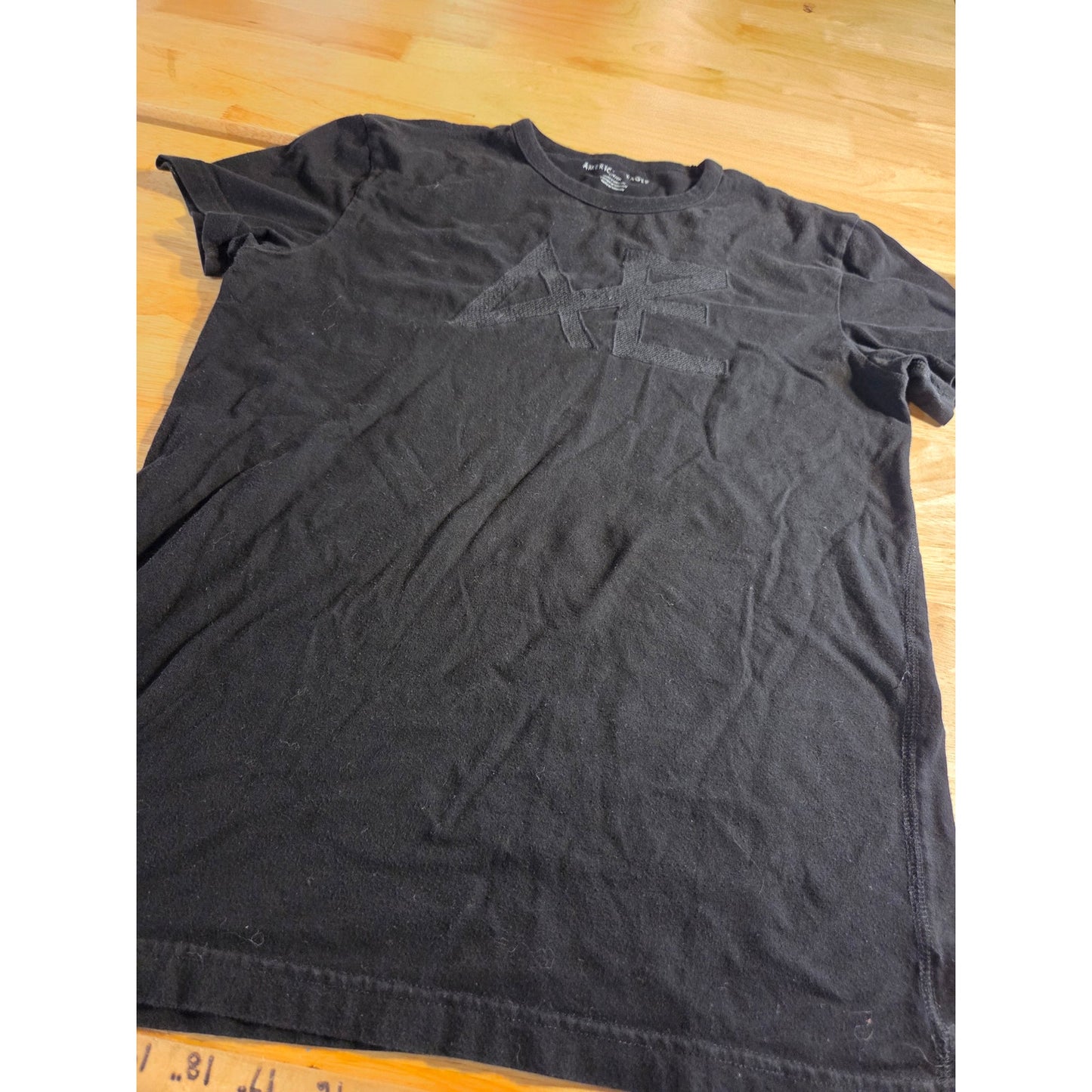 Vintage Y2K American Eagle black on black cotton t-shirt front and back logo sm
