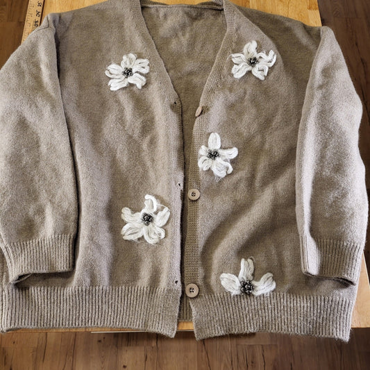 Yesmi Beige Cardigan Button Floral Embroidered Embellishment Knit 23" P2P