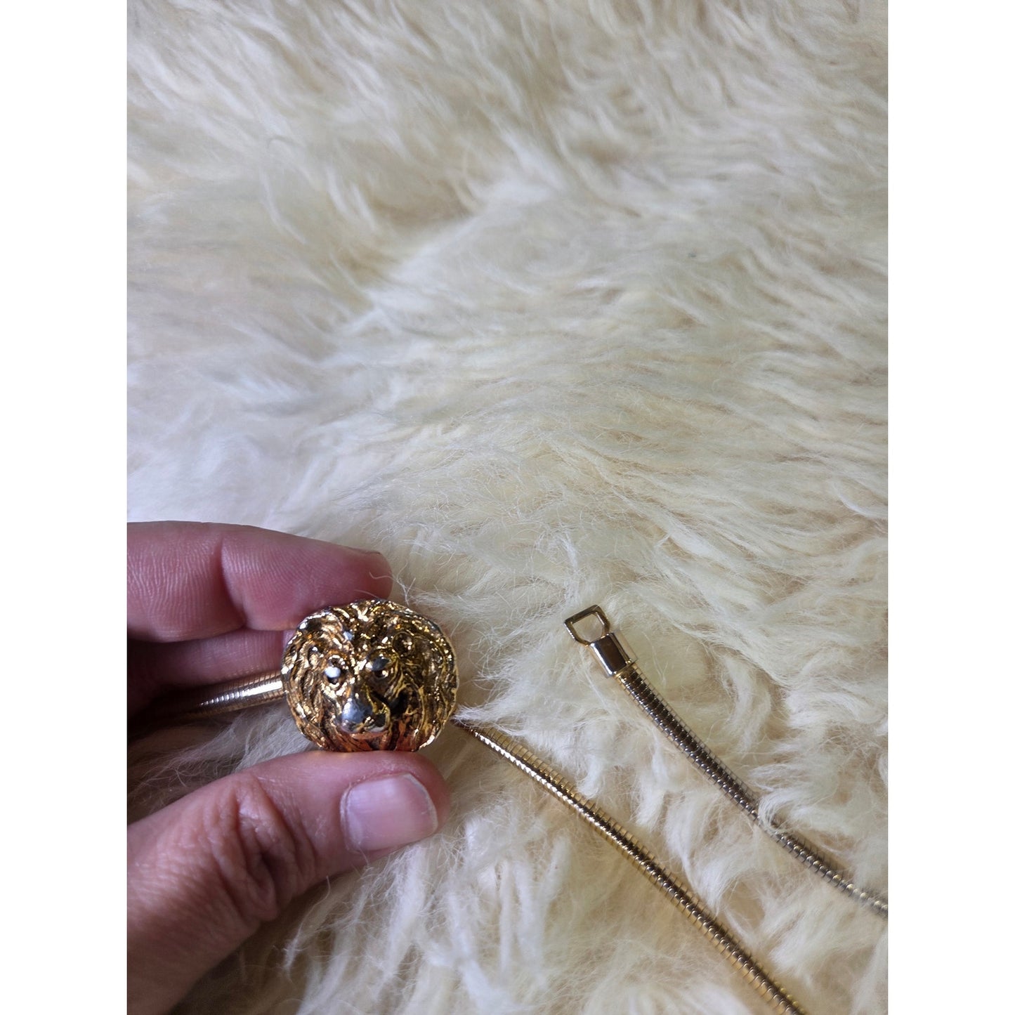 Gold Color coated reticulated lionhead belt 80s 31" length clasp closure