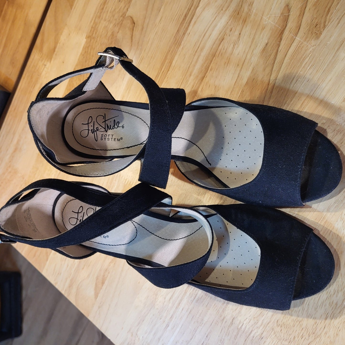 Life Stride Soft System Black Faux Suede Strappy Block Heal 9.5 Buckle