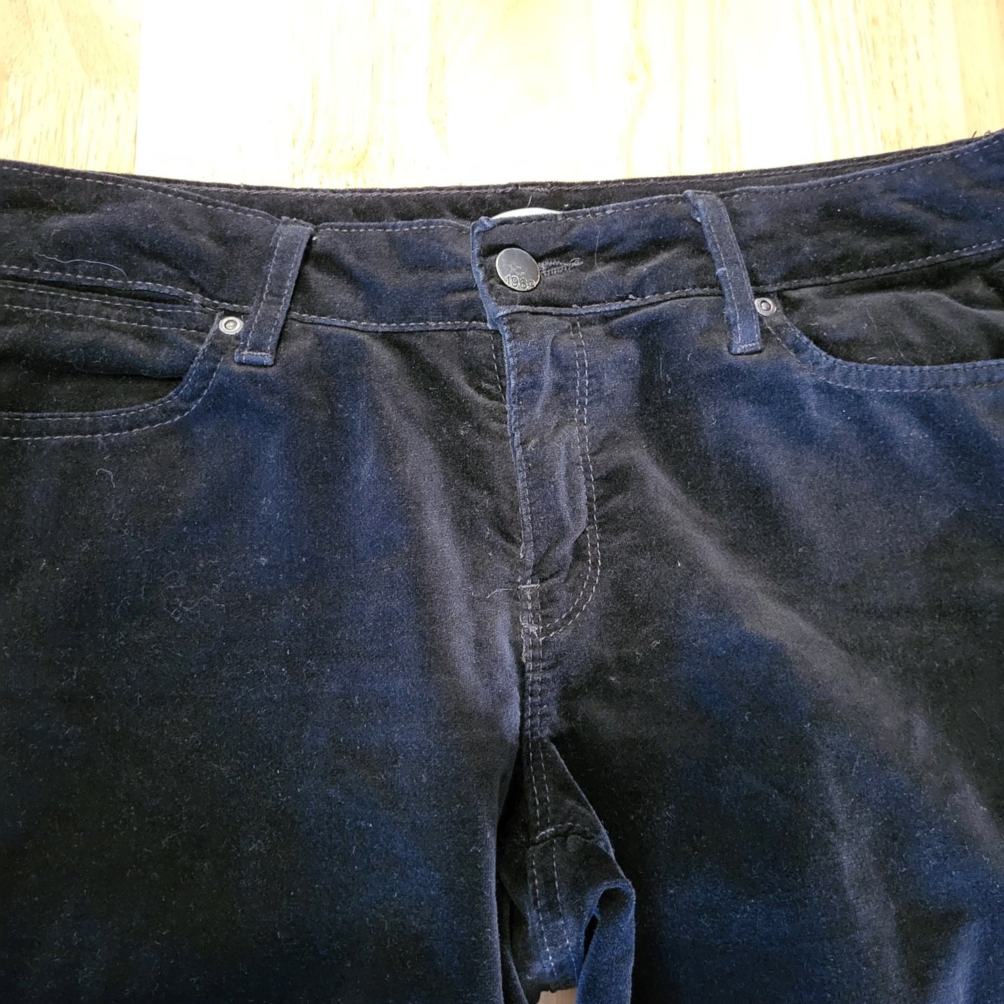 Gap 1969 30/10r Black Straight Leg Jeans Cotton Blend 9" Rise 31"Inseam