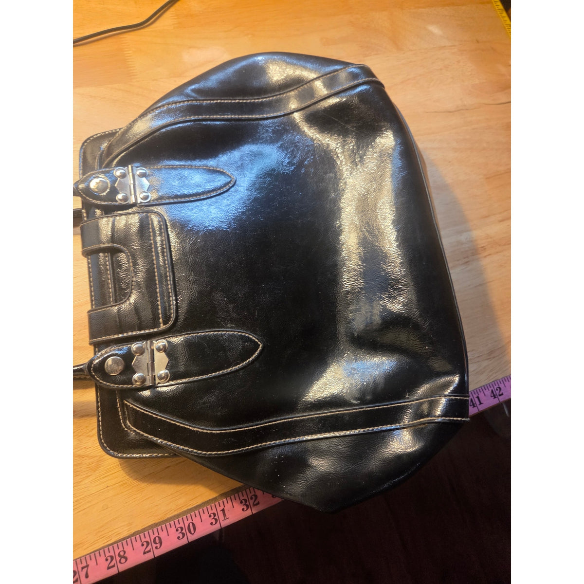 Vintage black purse silver class detail shoulder bag patent leather Style