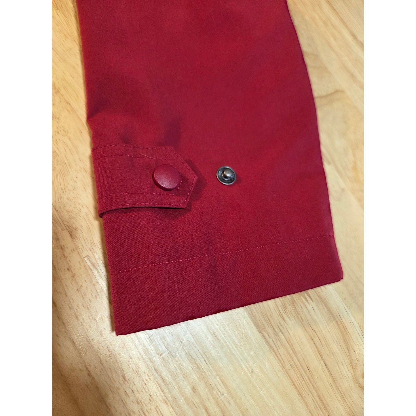 LL Bean red jacket zipper pocket size medium water resistant work jacket